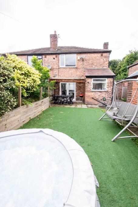 Windsor House 3 Bedrooms Sleeps 8 Manchester Exterior foto