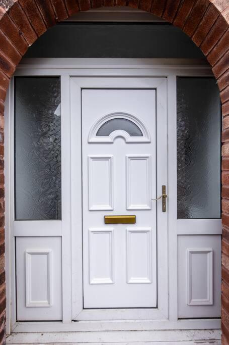 Windsor House 3 Bedrooms Sleeps 8 Manchester Exterior foto
